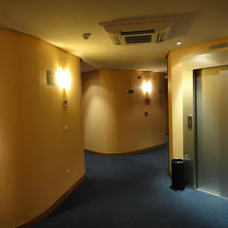 Отель Palacio Congresos